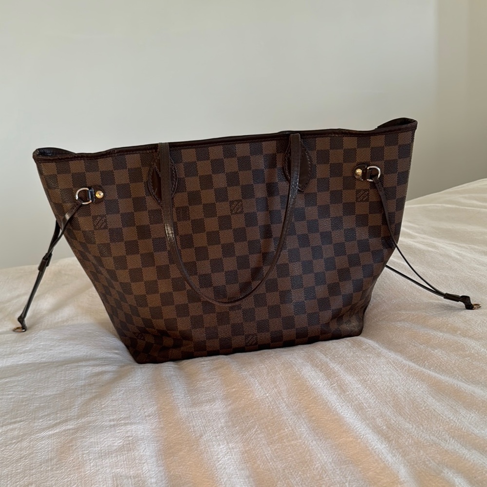Louis Vuitton Damier Ebene Neverfull MM